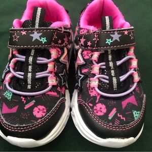 Kids (light up) shoes size 7 toddler